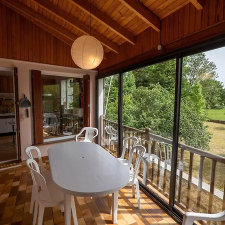 بيت للعطل Maison Independante Avec Parc Prive A Laissac