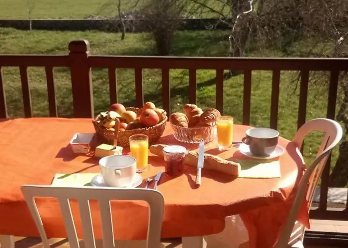 Maison Indépendante Avec Parc Privé à