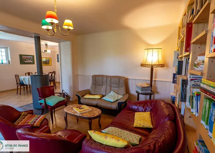 Maison Indépendante Avec Parc Privé à *