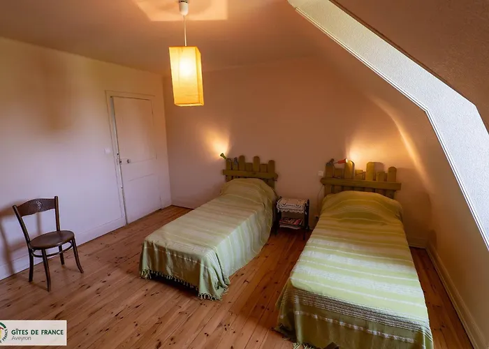 Maison Indépendante Avec Parc Privé à *